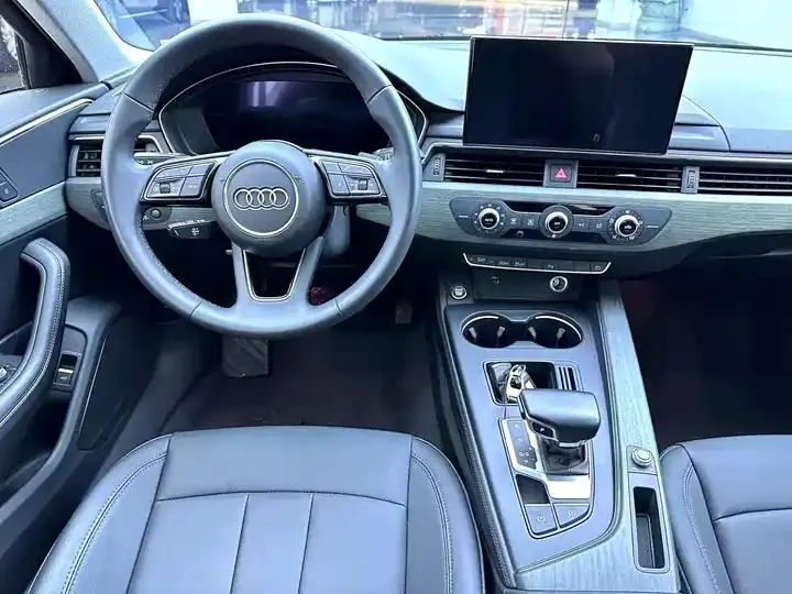 Audi A4L 2023, 40 TFSI Fashion Dynamic Model 8