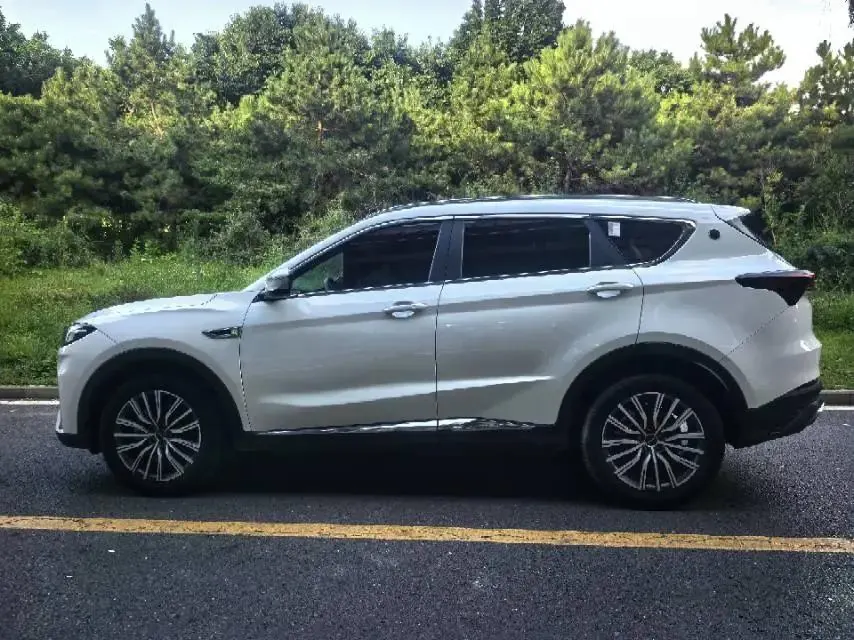 Jetour X70 PLUS 2023 1.5T DCT Ziqiang PRO 5-seater 3