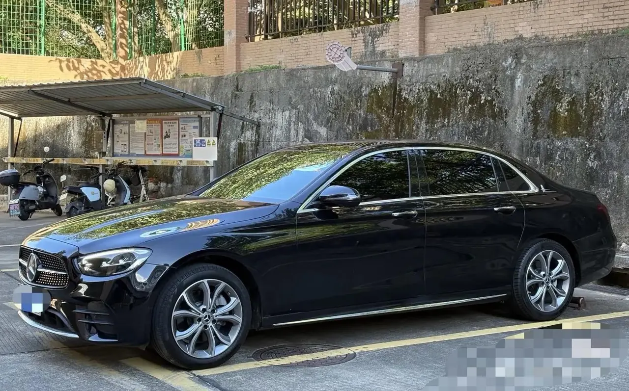 Mercedes Benz E Class 2021 E 300 L Sports Luxury Model - View 1