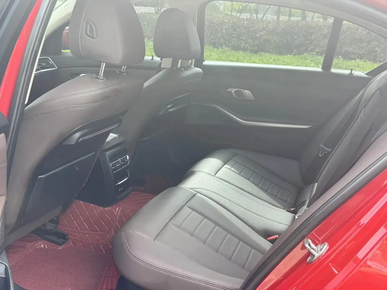 BMW 3 Series 2021 model 325Li M Sport Package 8