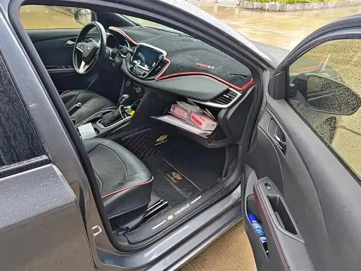 Cruze 2020 light mixed RS 330T automatic carefree version 8