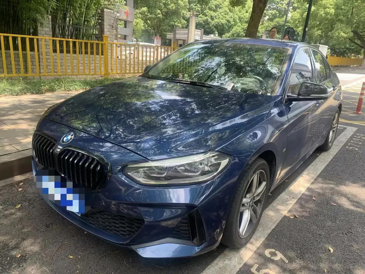 BMW 1 Series 2022 120i M Sports Edition - View 1