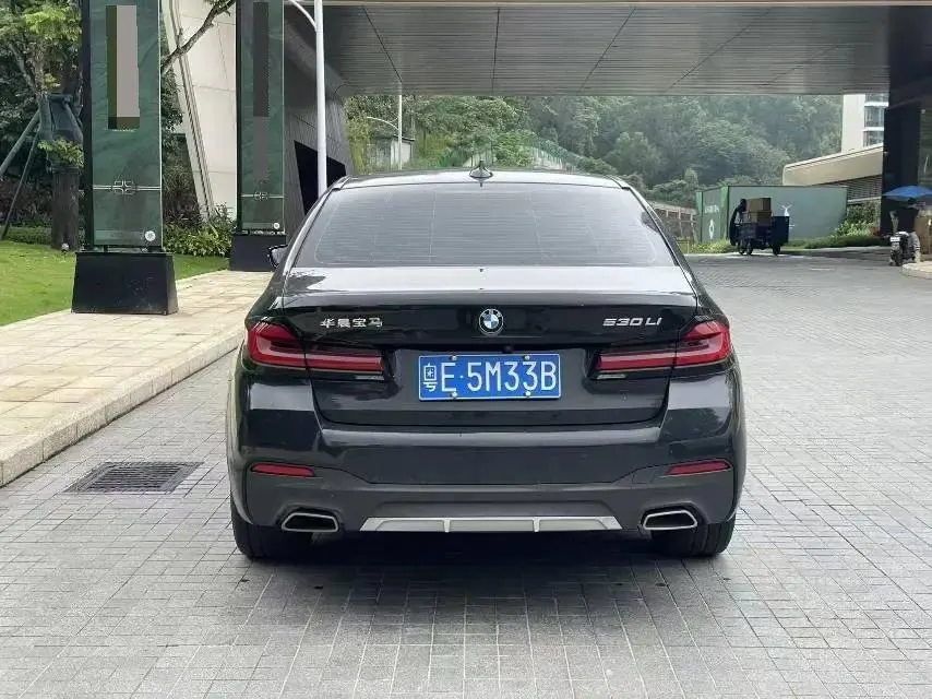 BMW 5 Series 2021 Modified 530Li Leading M Sports Suit 8