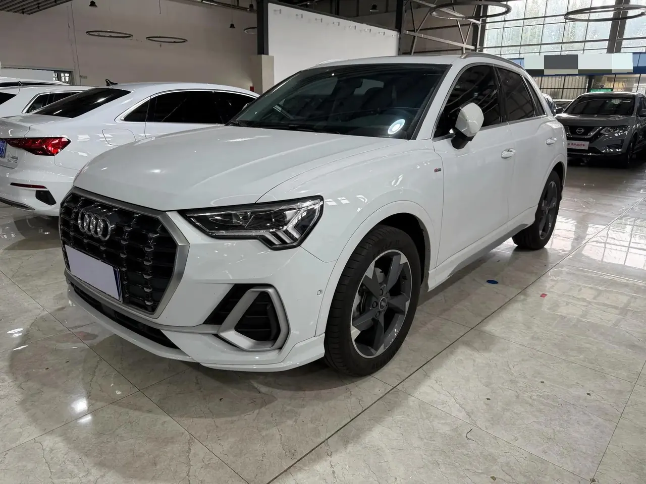 Audi Q3 2021 model 35 TFSI Fashion Dynamic Edition - View 1