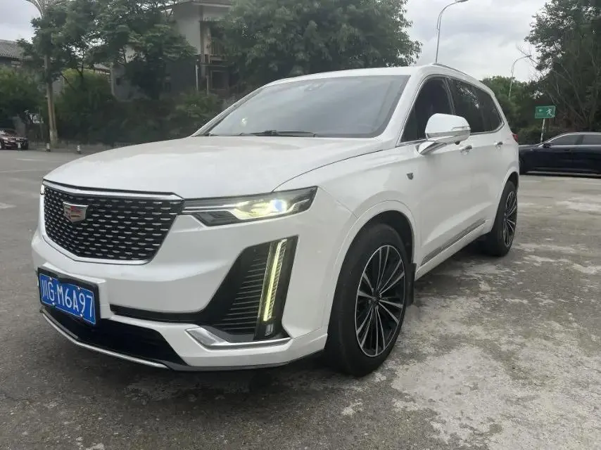 Открыть галерею: Cadillac XT6 2021 28T Seven-seat Fashion Model