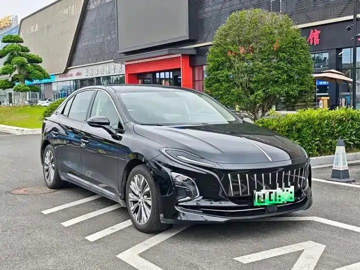 HongQi E-QM5 2023 620km PLUS 3