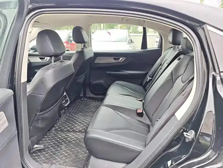 HongQi E-QM5 2023 620km PLUS 5