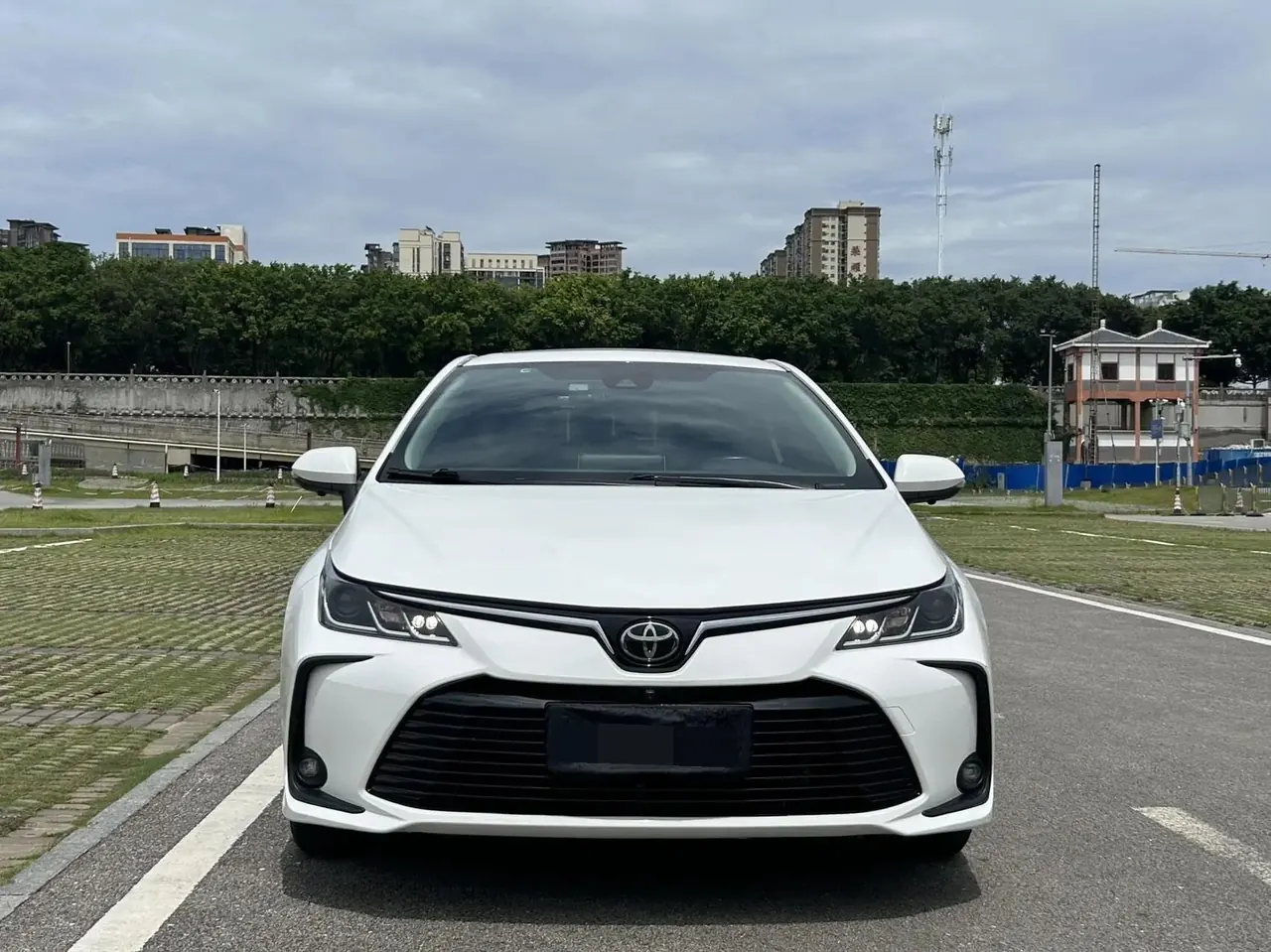 Corolla 2019 1.2T S-CVT GL-i Luxury Edition 2