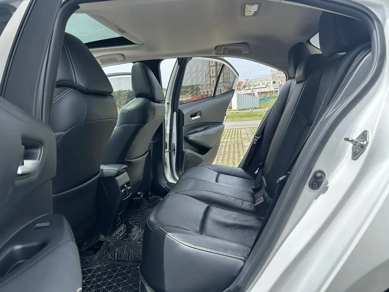 Corolla 2019 1.2T S-CVT GL-i Luxury Edition 5