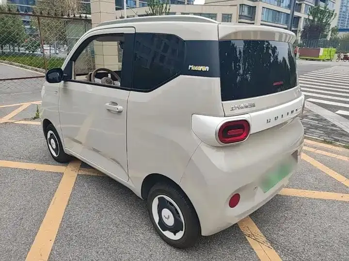 Hongguang MINIEV 2024 3rd Generation 215km Youth Edition 5