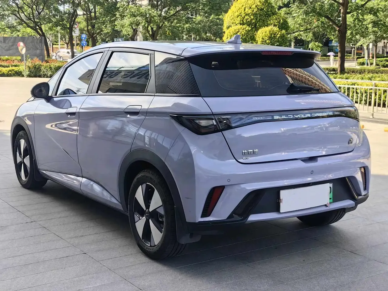 BYD 2023 Dolphin 420km Fashion Edition Automatic 9