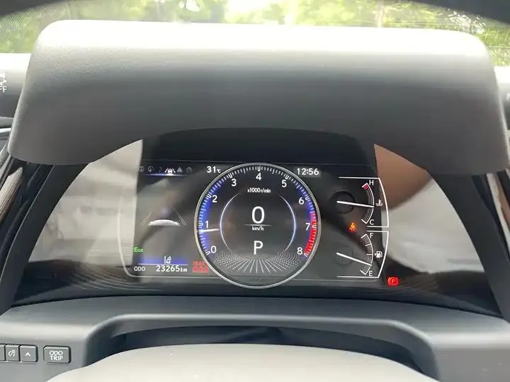 Lexus ES 2023 model 200 Premium Edition 9