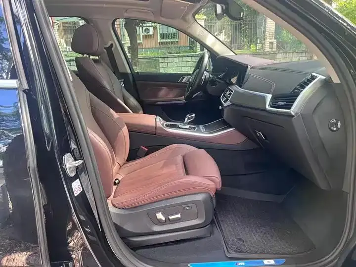 BMW X5 (Imported) 2022 xDrive30i M Sports Suit 10