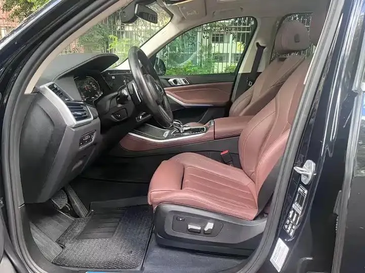 BMW X5 (Imported) 2022 xDrive30i M Sports Suit 3