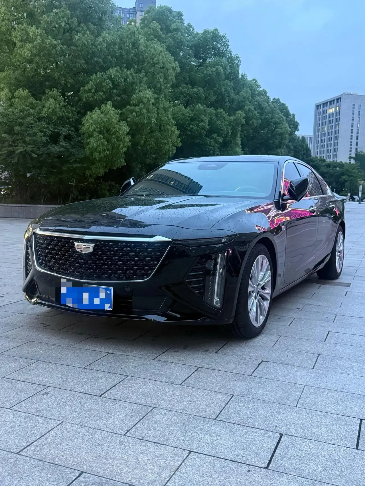 Cadillac CT6 2023 28T Luxury Model - View 1