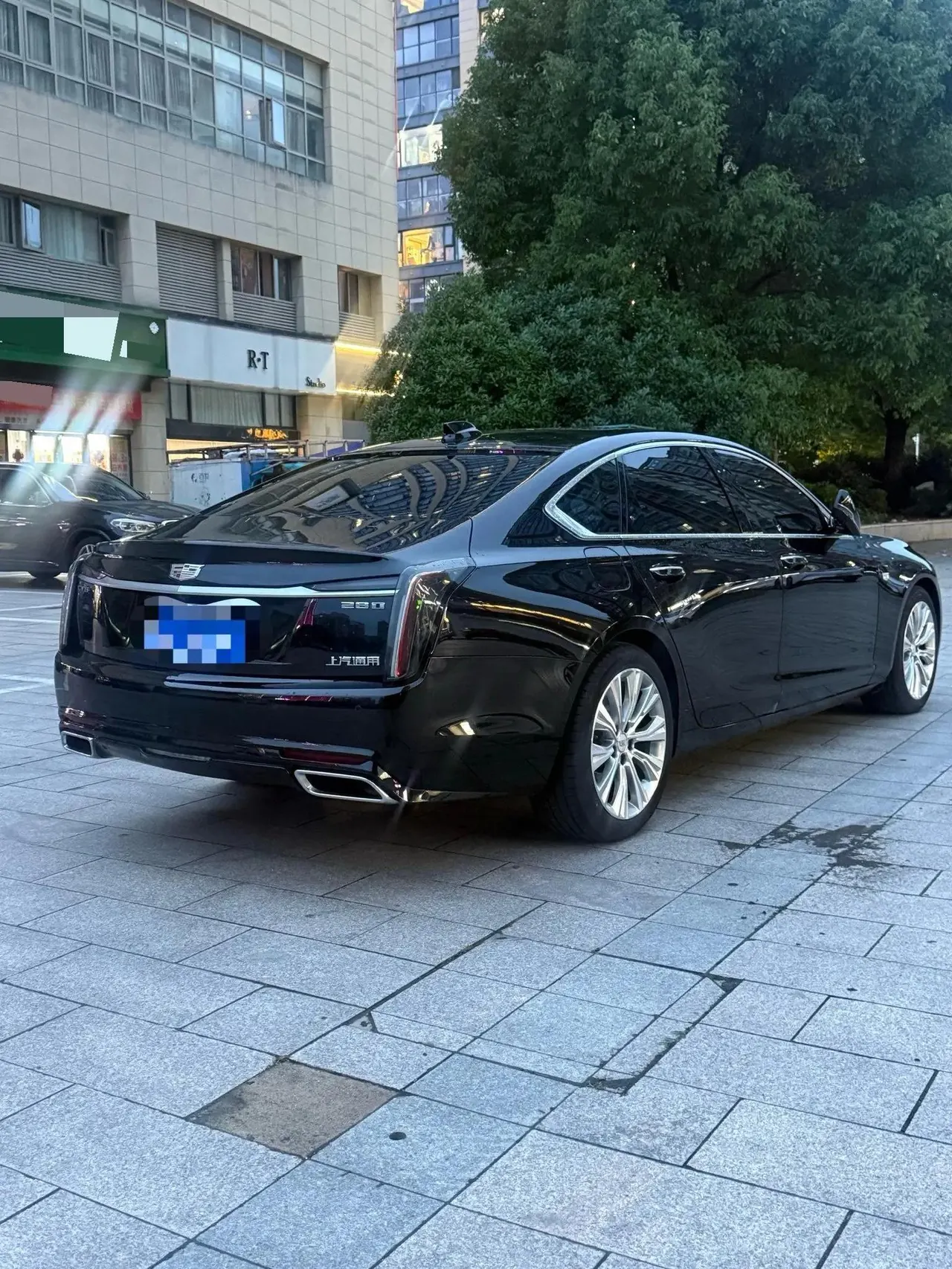 Cadillac CT6 2023 28T Luxury Model 4