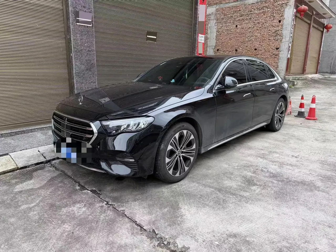 Mercedes Benz E Class 2026 E 300 L 48V 2.0T Luxury Automatic Gear - View 1