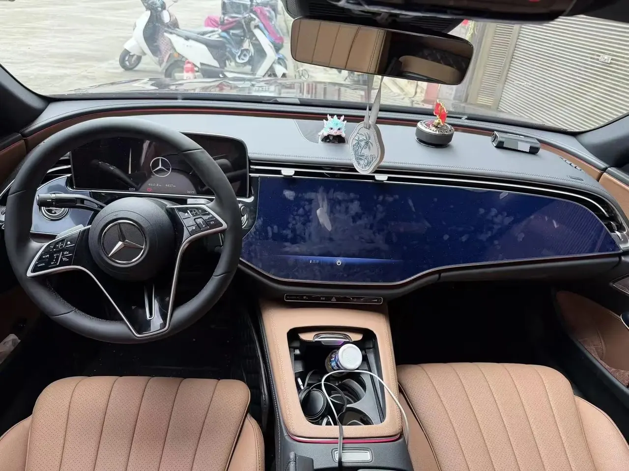 Mercedes Benz E Class 2026 E 300 L 48V 2.0T Luxury Automatic Gear 4