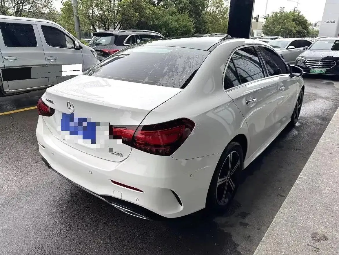Mercedes Benz A- Class 2024 A 200 L 1.3T Fashion Model Automatic 2