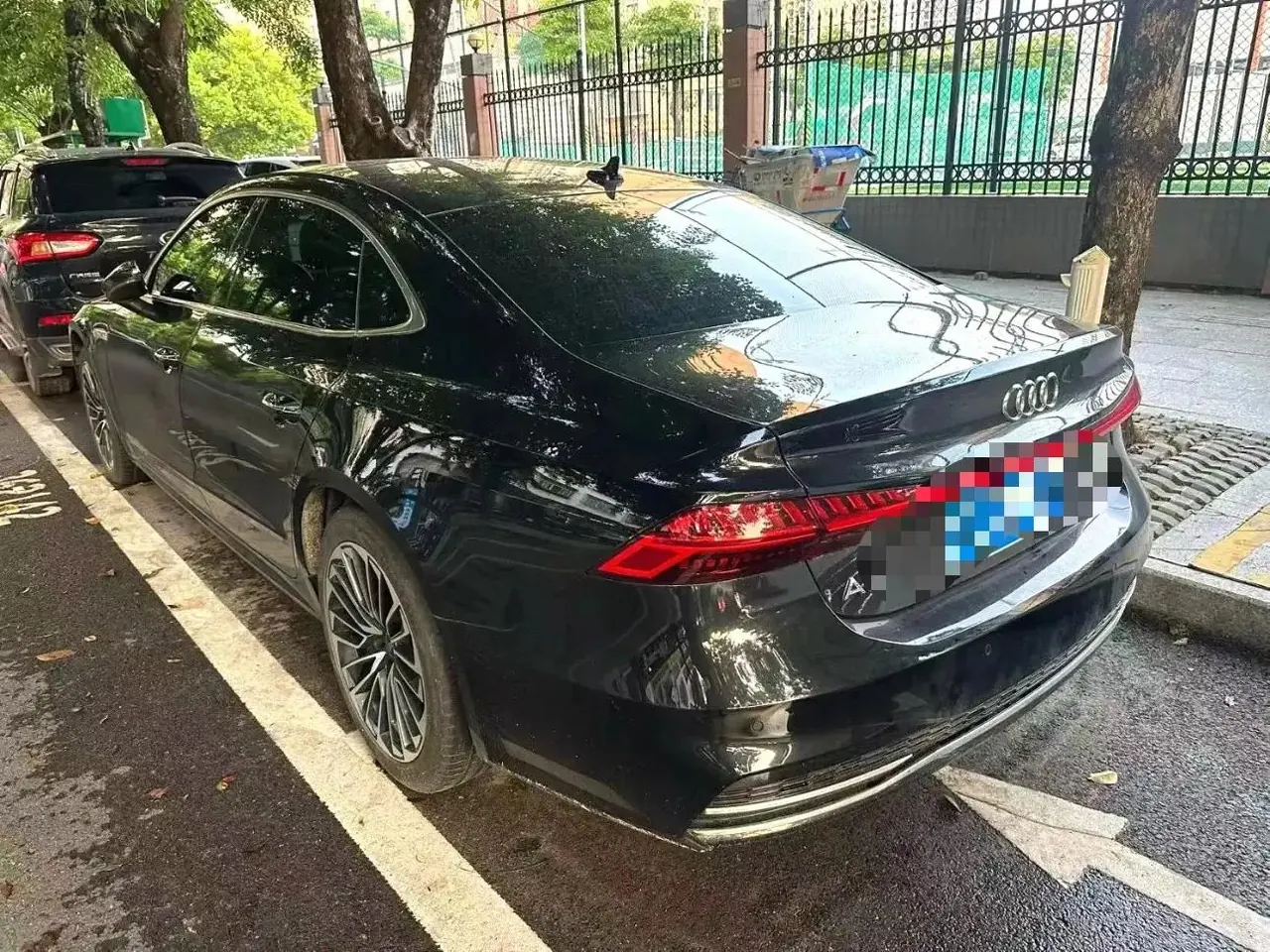 Audi 2024 A7L 2.0TFSI 45TFSI Luxury Automatic 2
