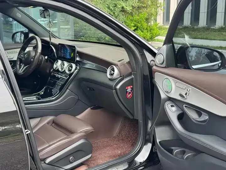 Mercedes Benz GLC 2022 GLC 260 L 4MATIC Luxury 23
