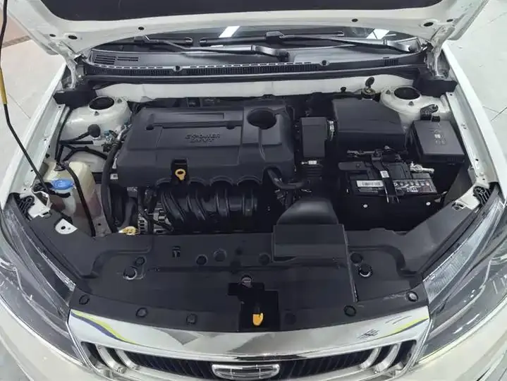 Emgrand 2020 1.5L CVT Luxury Model 10