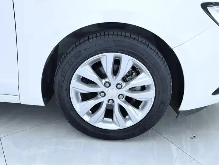 Yinglang 2021 Model 1.5L Automatic Elite 6