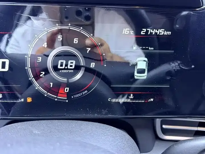 Elantra 2022 1.5L CVT Luxury Edition 11