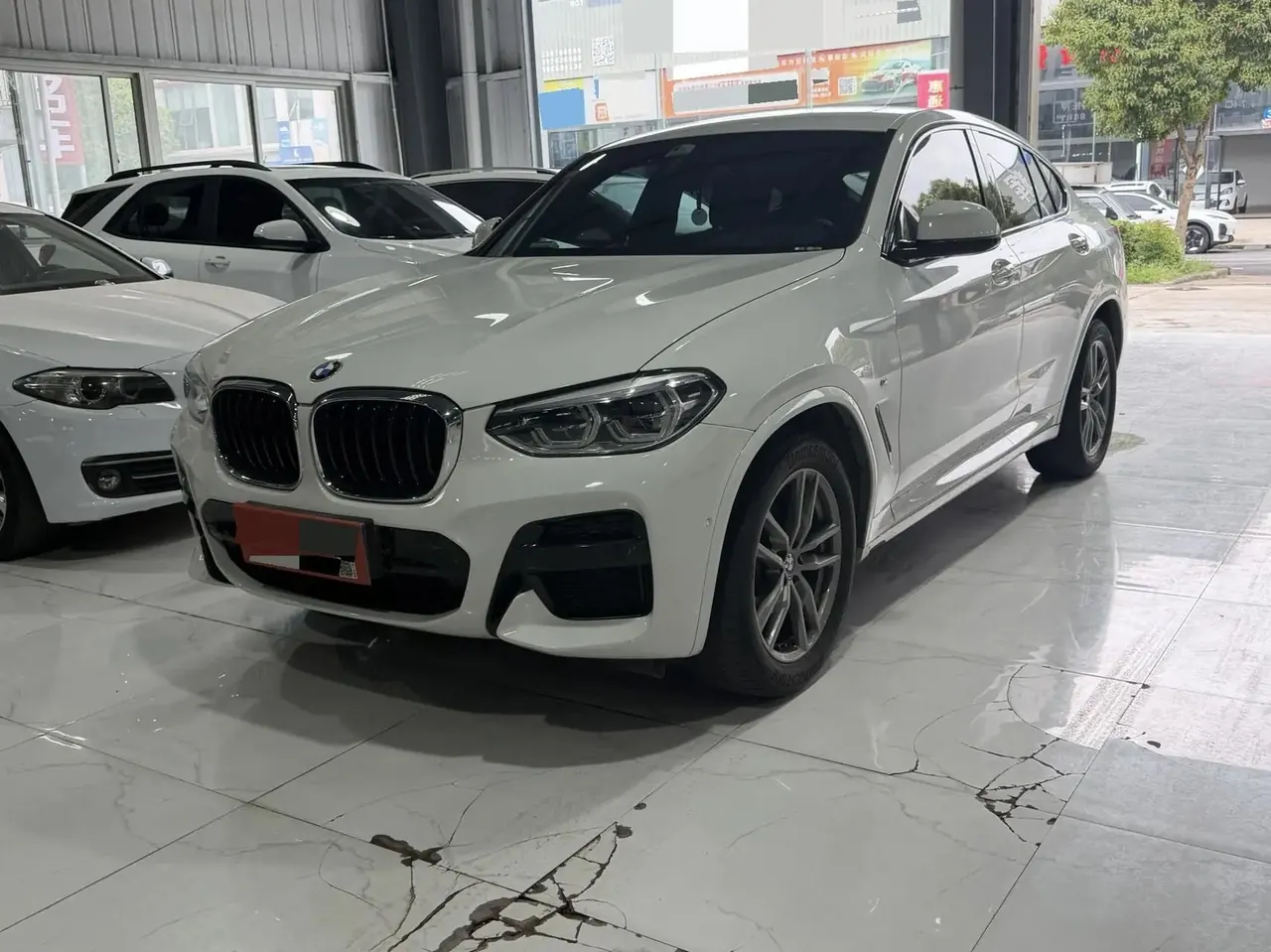 Open image lightbox: BMW X4 2020 xDrive25i M Sport Set