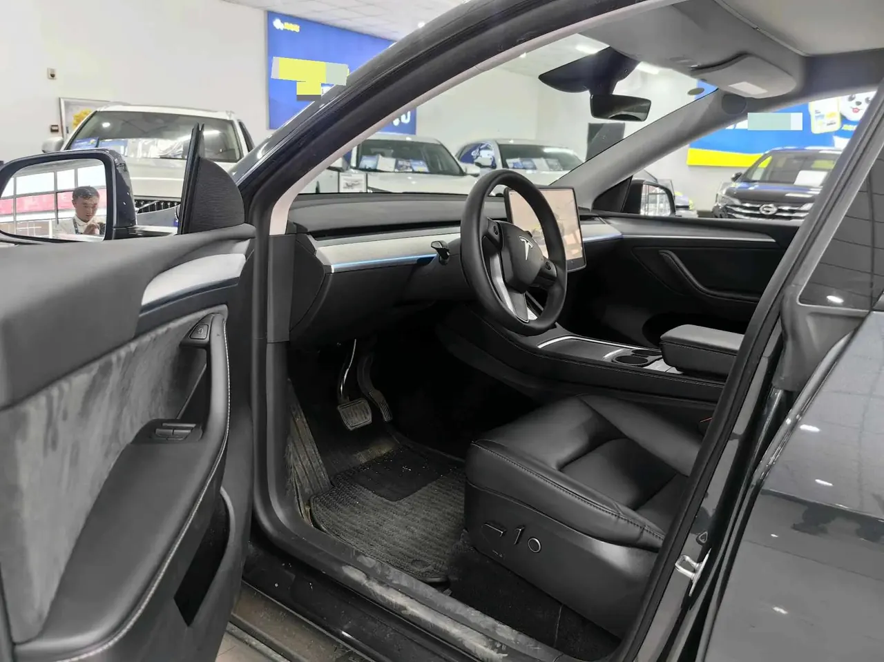 Model Y 2024 rear-wheel drive version 3