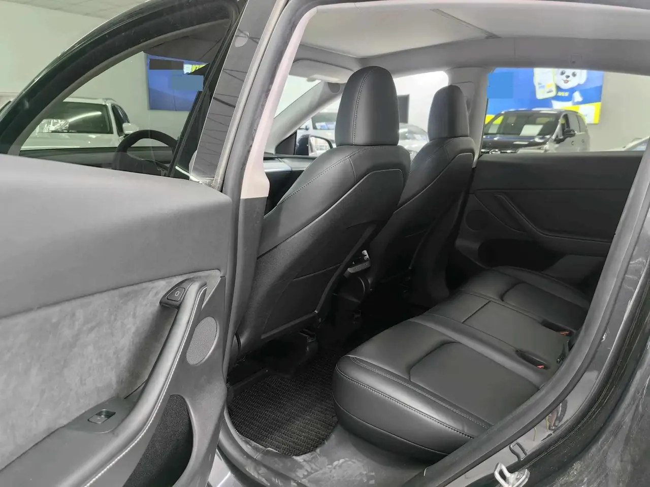 Model Y 2024 rear-wheel drive version 5