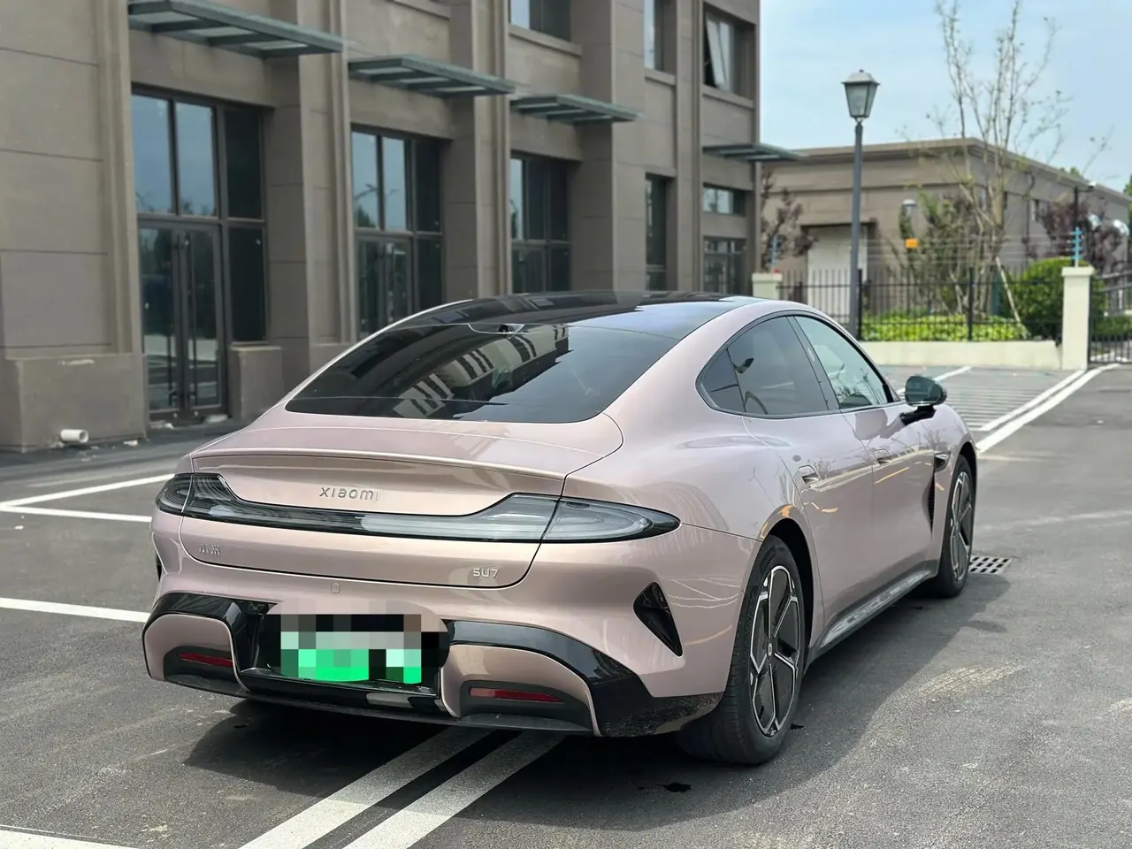 MI 2026 SU7 Standard Edition Automatic Gear 6