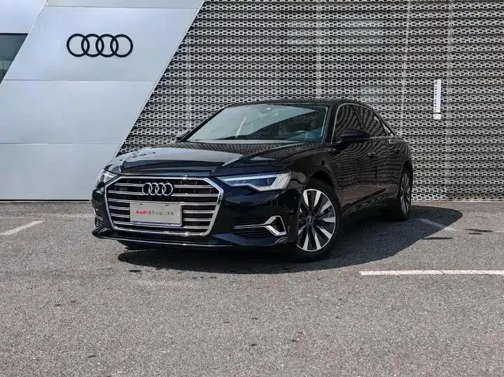 Audi A6L 2023 40 TFSI Deluxe Elegant - View 1