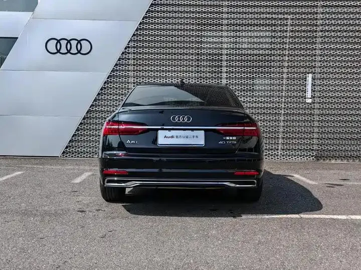 Audi A6L 2023 40 TFSI Deluxe Elegant 5