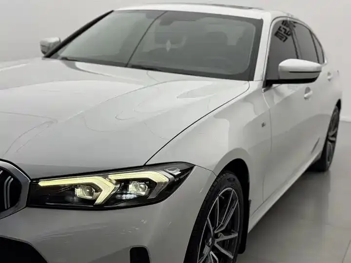 BMW 3 Series 2023 model 320Li M Sport Package 29