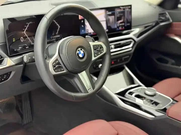 BMW 3 Series 2023 model 320Li M Sport Package 5