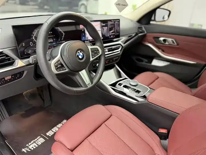 BMW 3 Series 2023 model 320Li M Sport Package 6