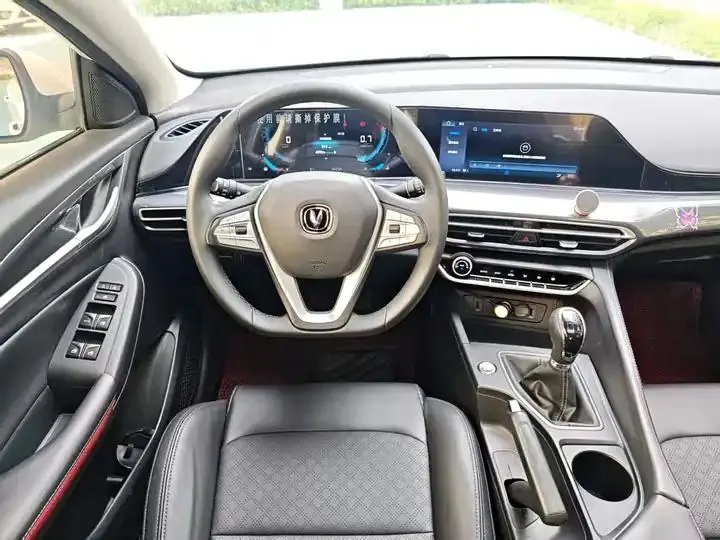 Yidong 2020 PLUS 1.6L GDI Manual Luxury Model 5