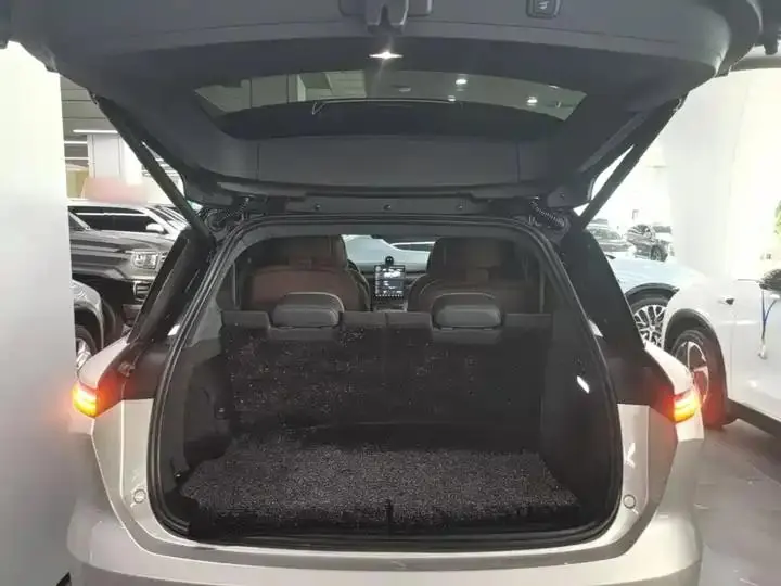 NIO ES8 2024 75kWh 19