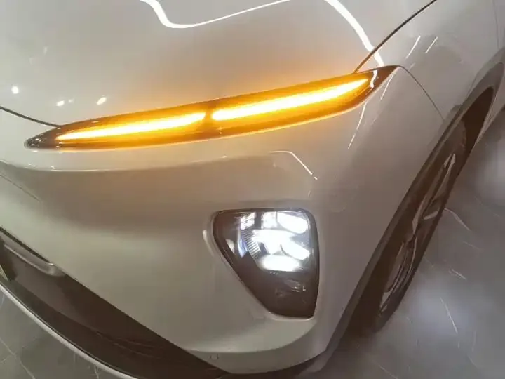 NIO ES8 2024 75kWh 24