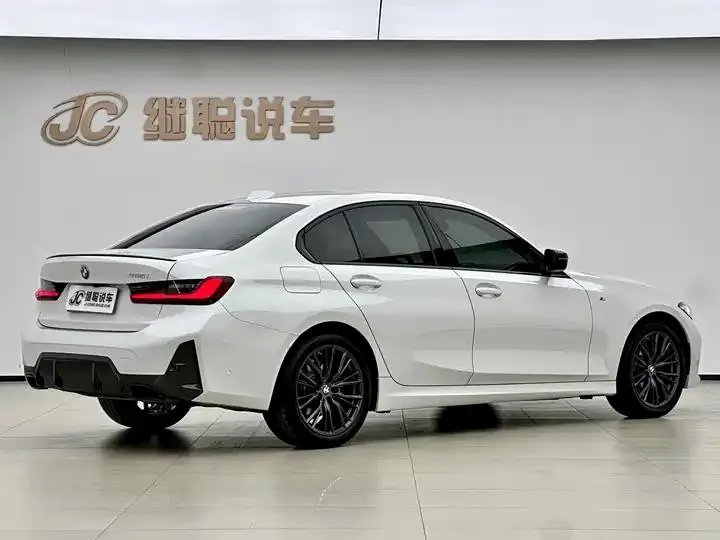 BMW 3 Series 2023 325i M Sports Night Suit 9