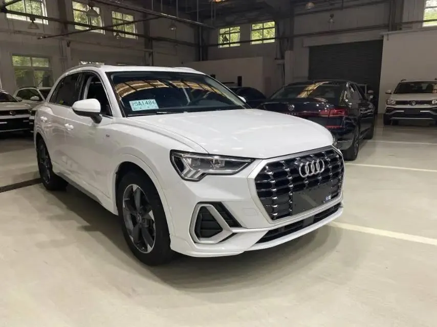 Audi 2023 Q3 1.4TFSI 35TFSI Fashion Dynamic Automatic 4