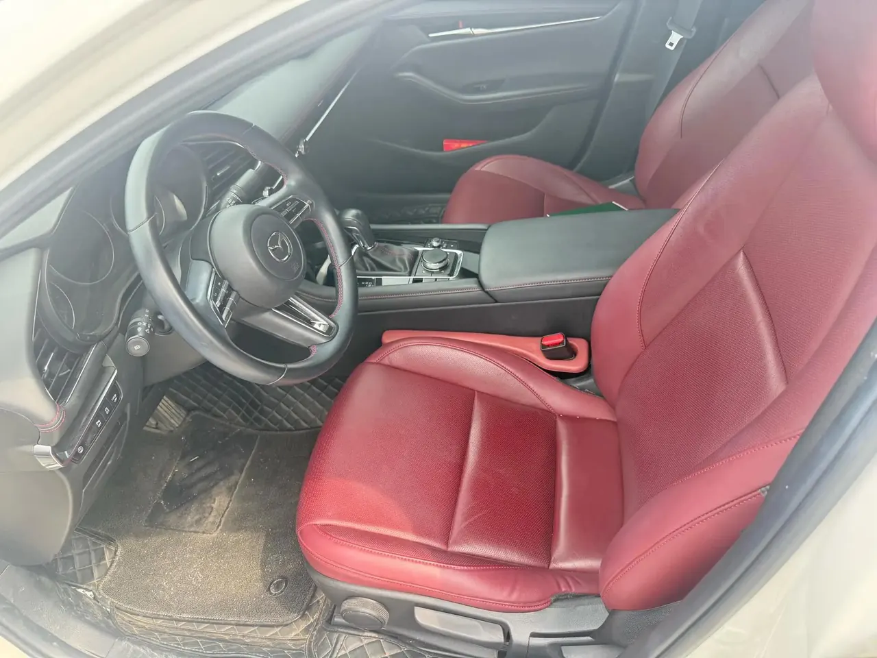 Mazda 3 Onksera 2022 2.0L Automatic Elegant Obsidian Edition 2
