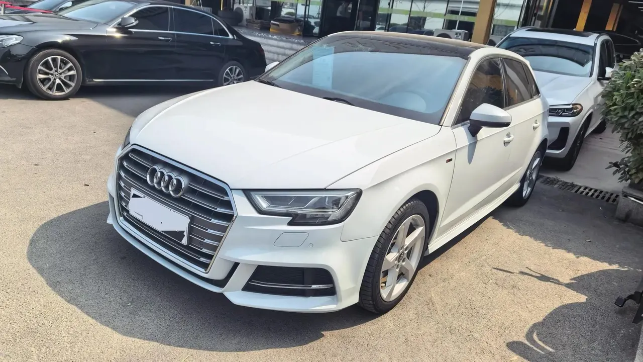 Audi A3 2020 Sportback 35 TFSI Fashion Country V - View 1