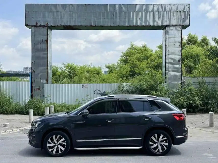 Tangyue 2020 330TSI Front-Wheel-Drive Luxury Smart Connectivity Edition 2