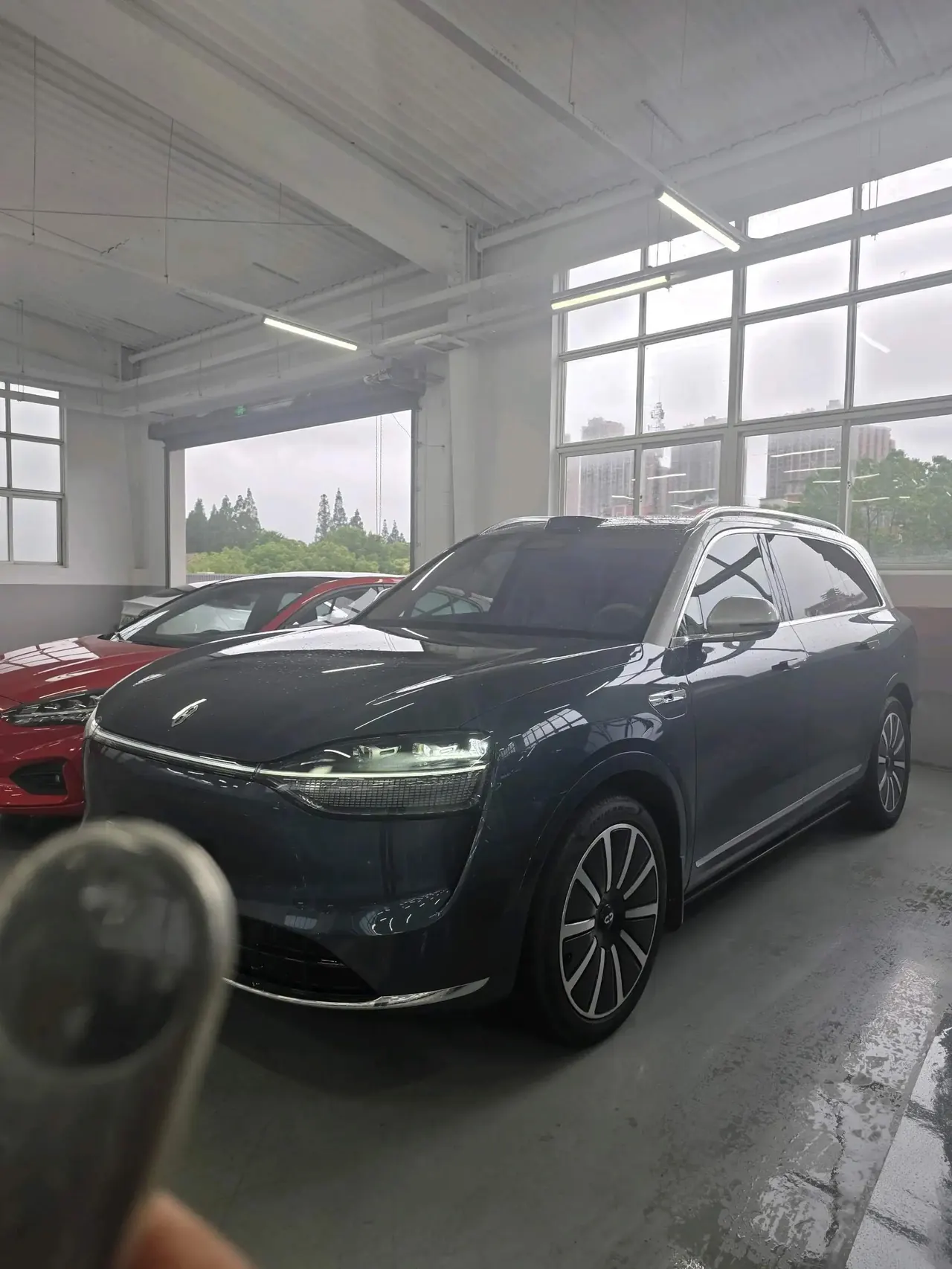 AITO M9 2024 extended range Ultra version 42kWh - View 1