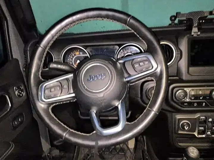 Wrangler 2021 2.0T Sahara Four-door Edition 3