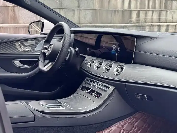 Mercedes Benz CLS 2022 CLS 300 Luxury 11