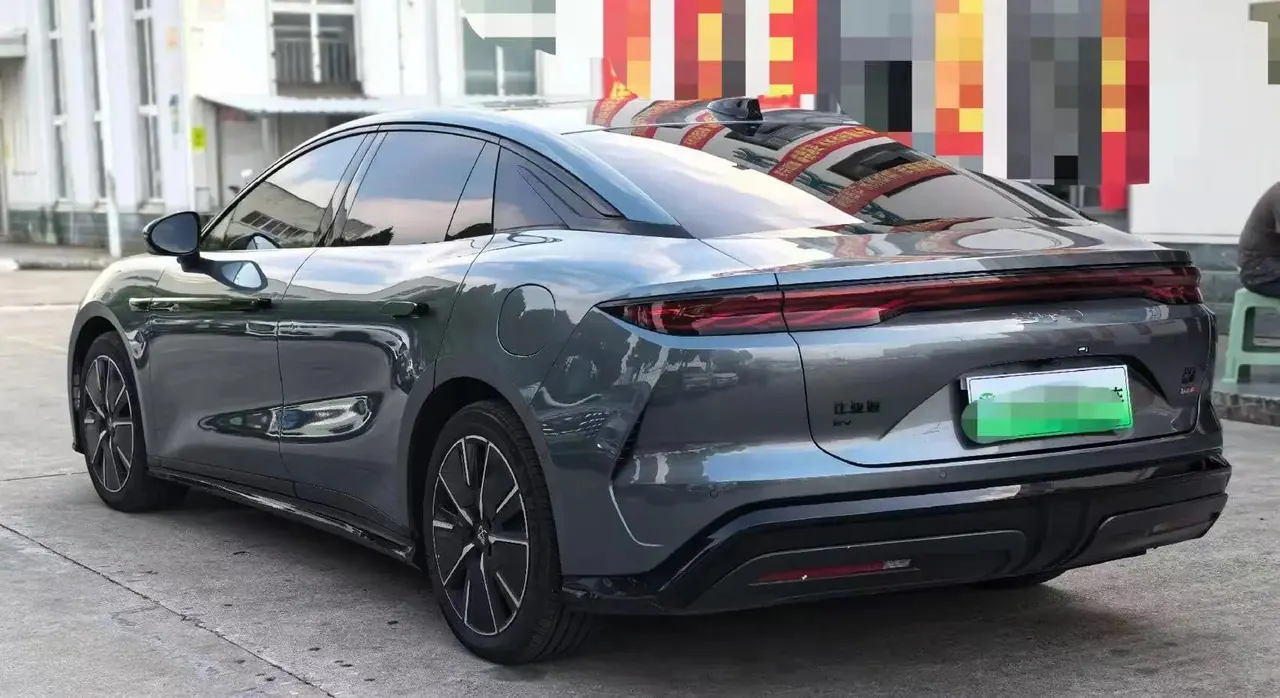 Han L 2025 EV 701KM Laser Radar Flagship 5
