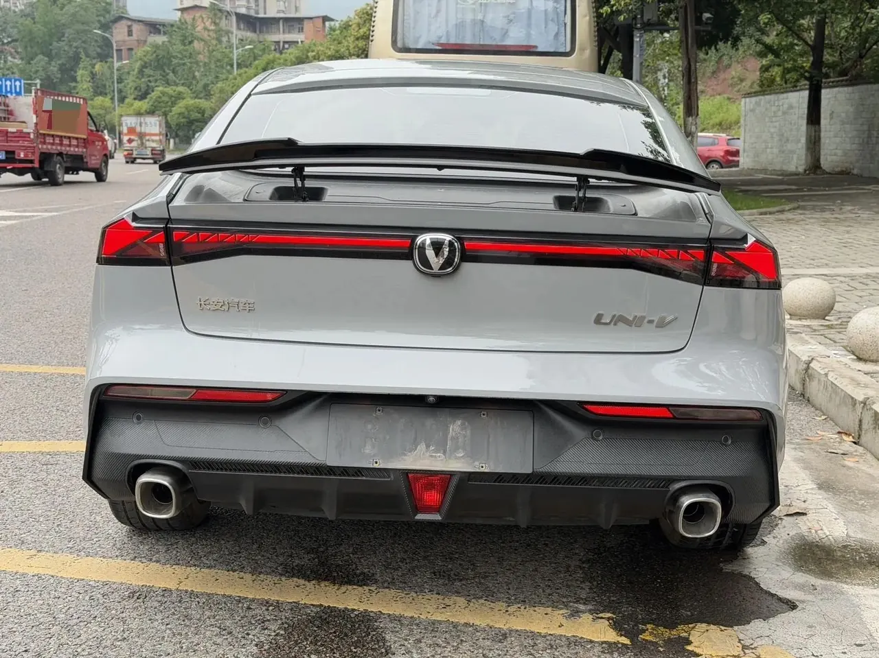 ChangAn UNI-V 2022 1.5T Smart Pilot 4
